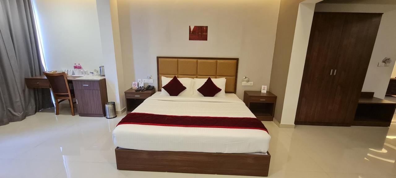 Pearl Palace Attingal Екстер'єр фото