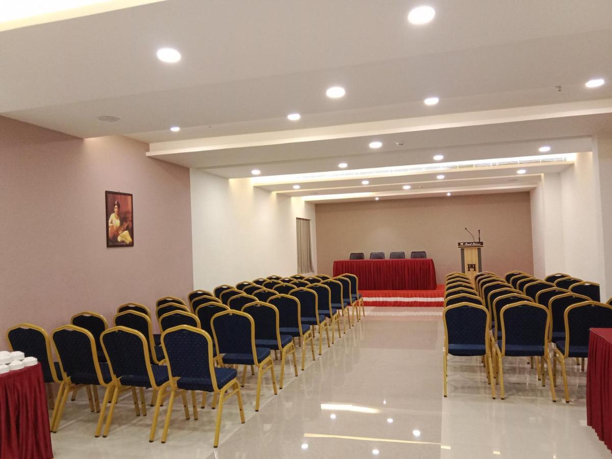 Pearl Palace Attingal Екстер'єр фото